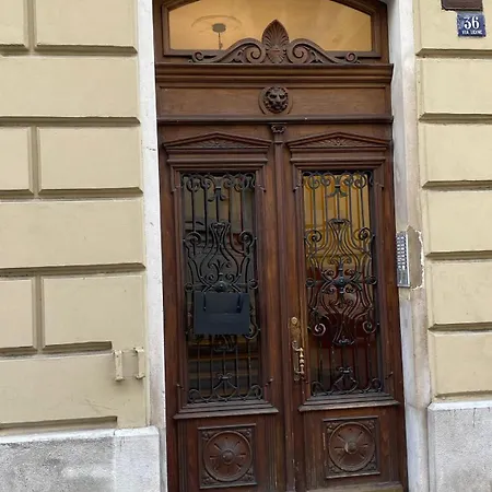 Allen Easyloft 3* ترييستي